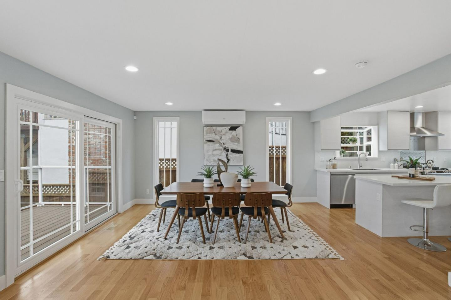 2109 Cipriani Boulevard