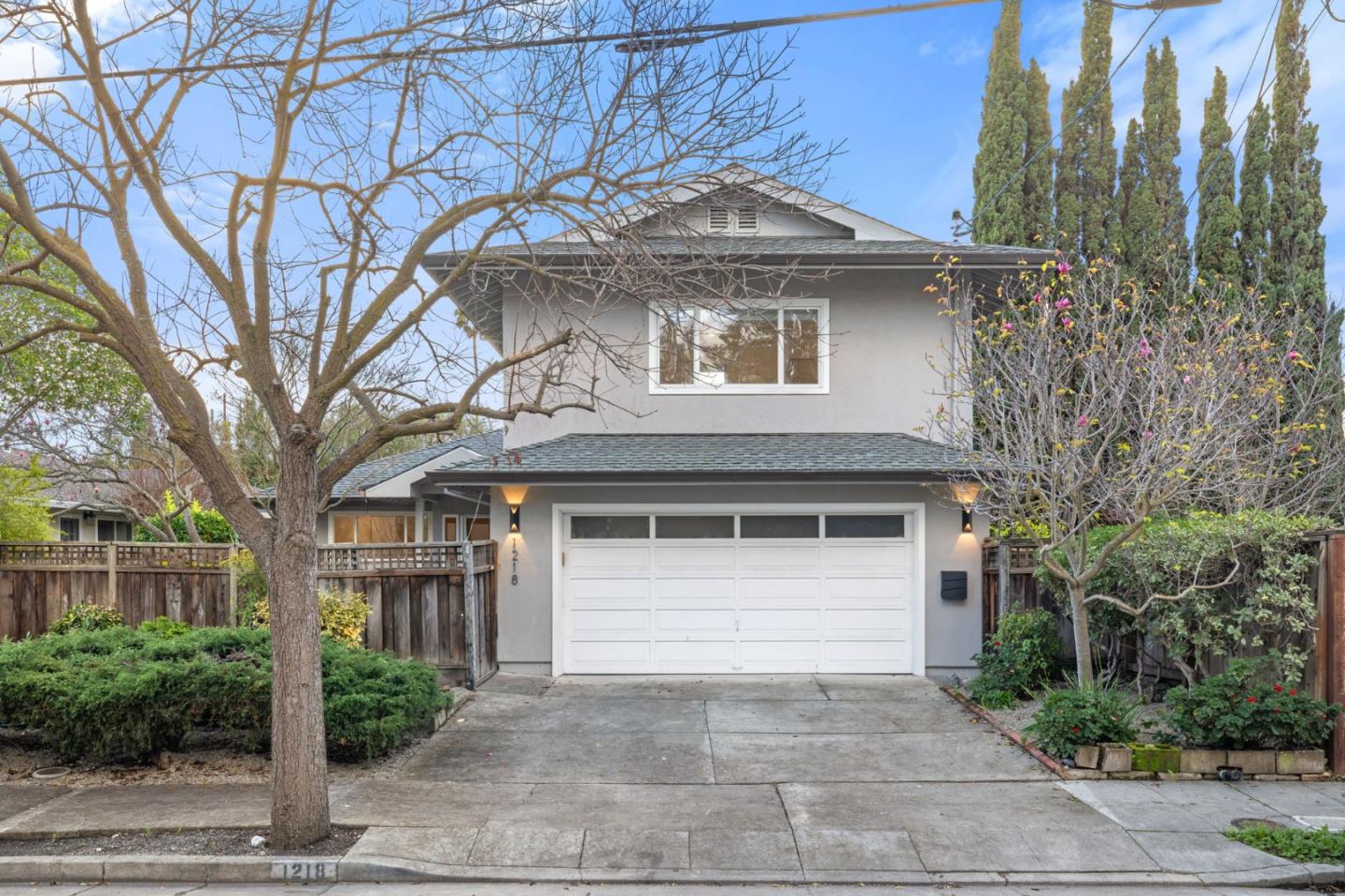1218 Sanchez Way