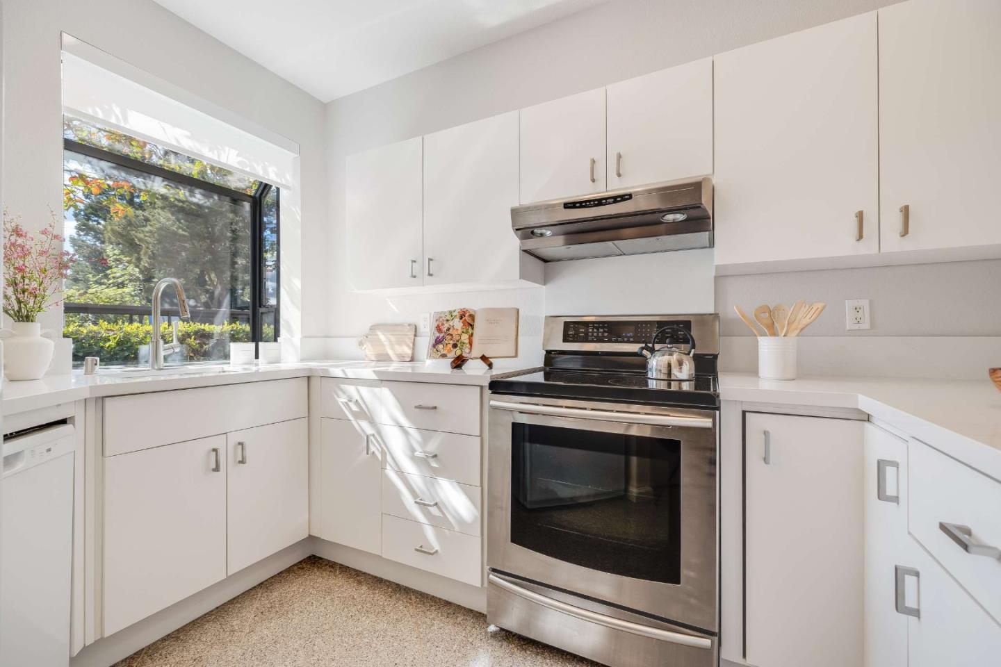 114 Shorebird Circle