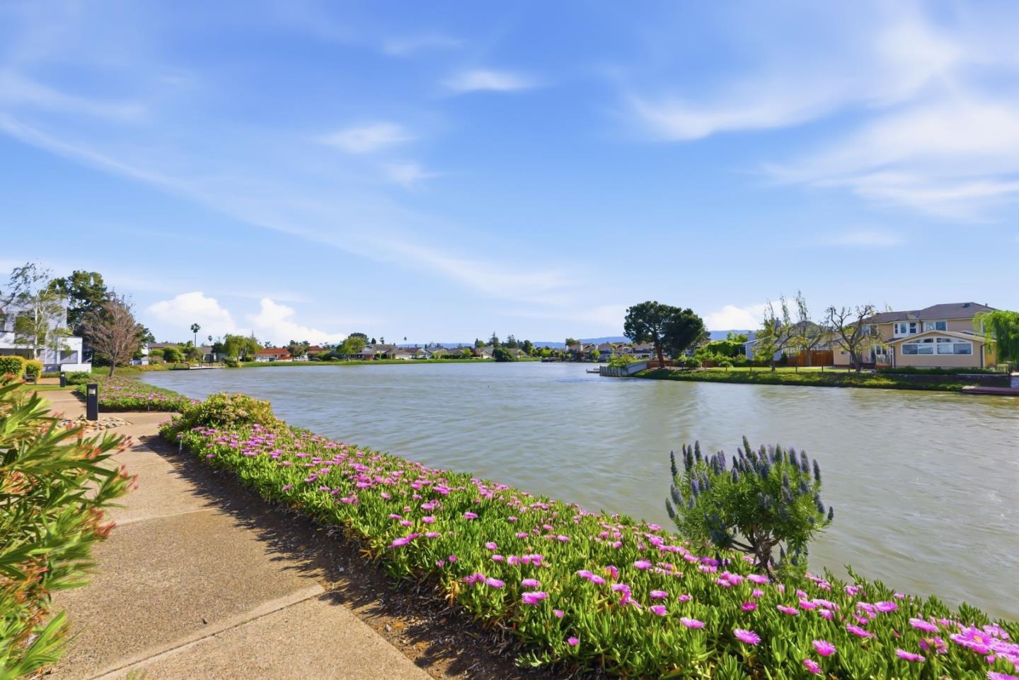 72 Cape Hatteras Court