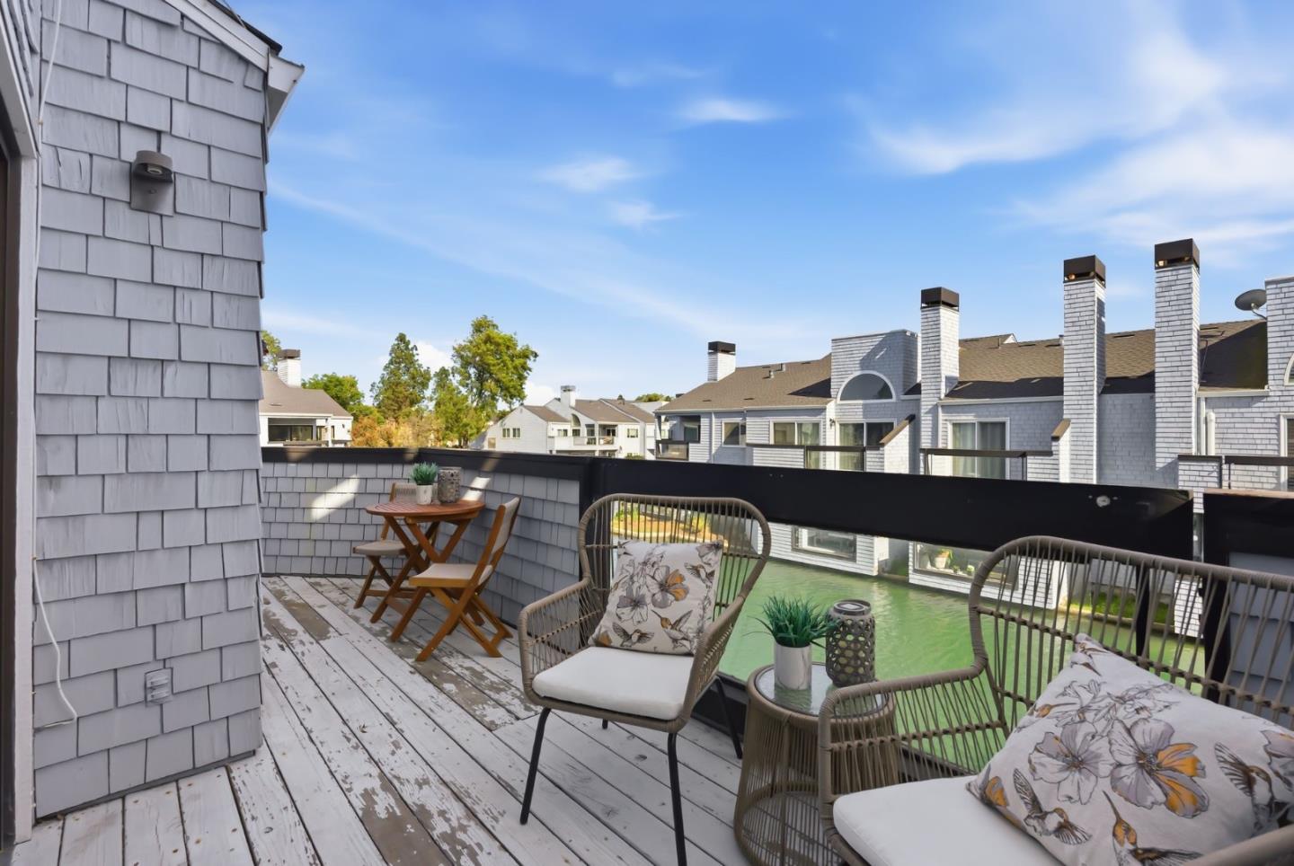 72 Cape Hatteras Court