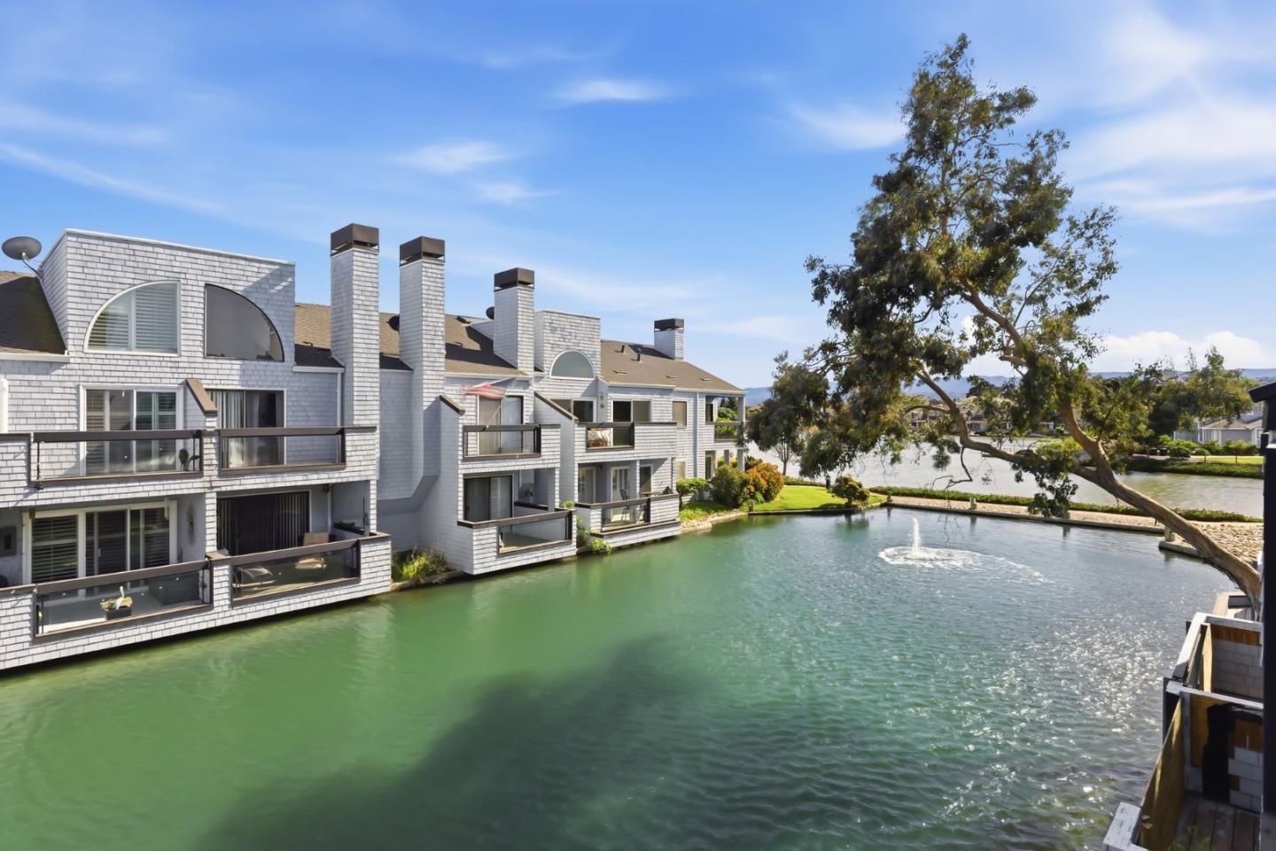 72 Cape Hatteras Court