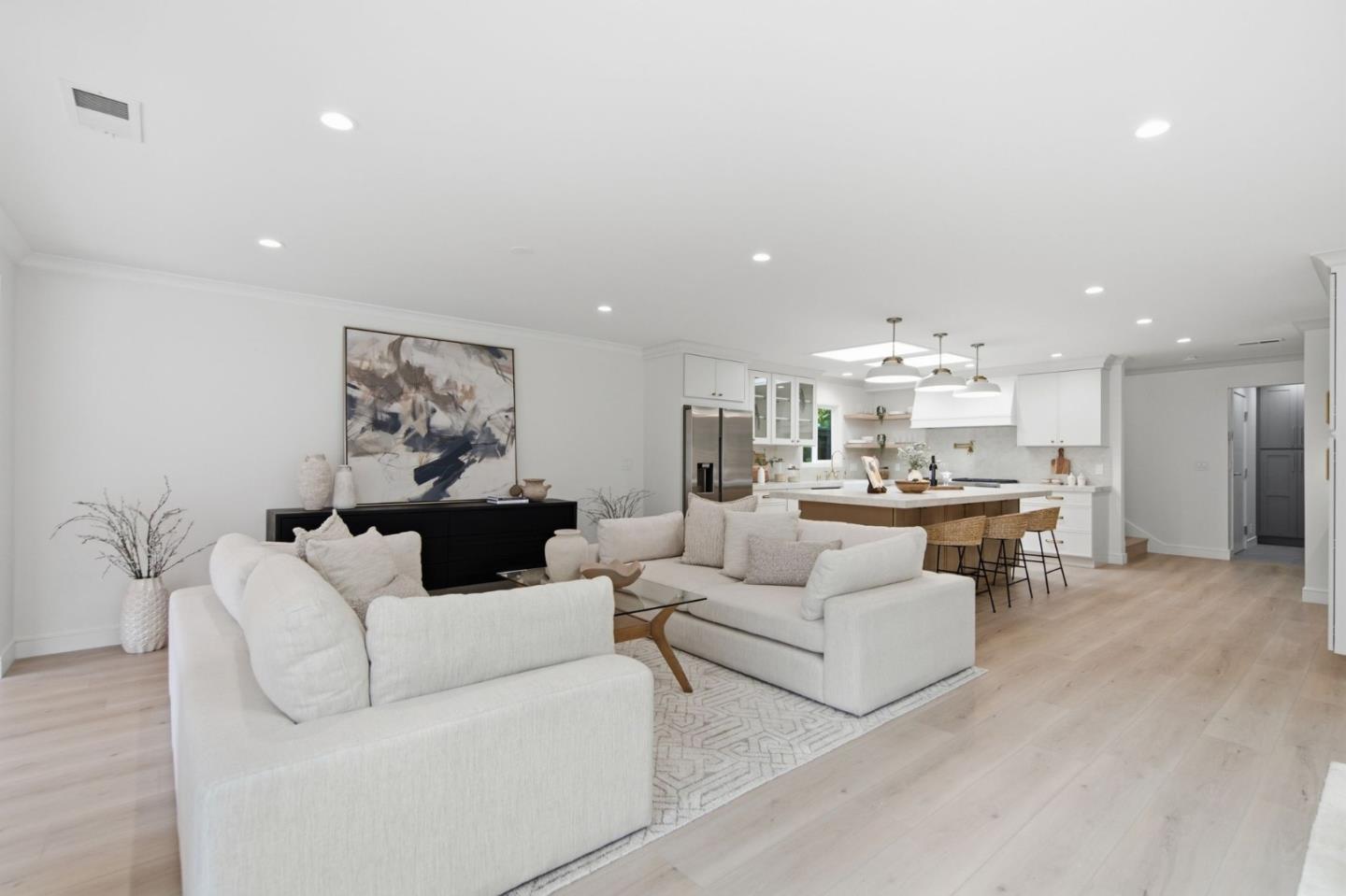1218 Sanchez WAY