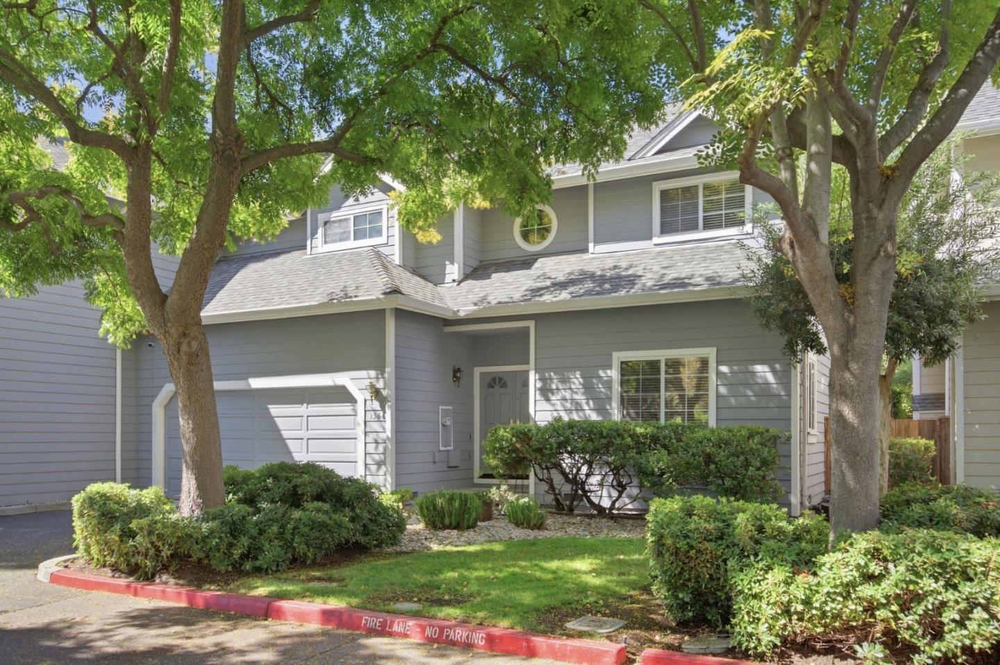 136 Redding RD