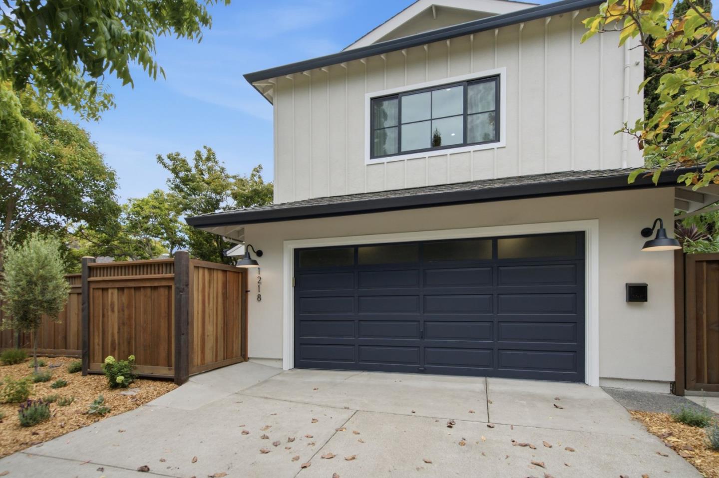 1218 Sanchez WAY