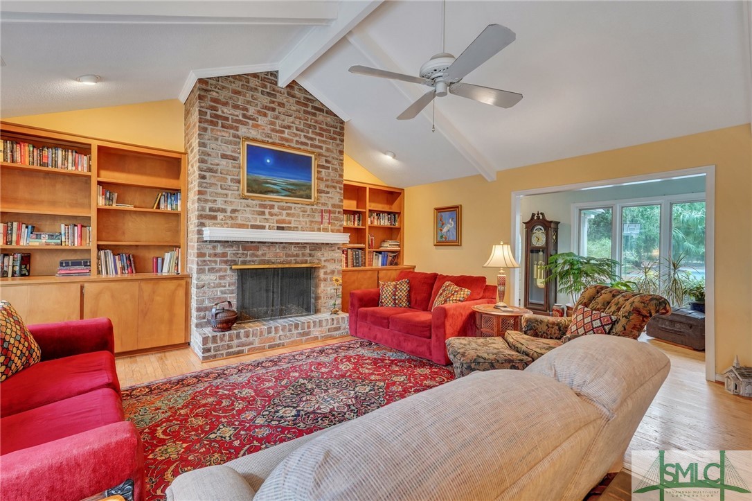5 Keelson Lane