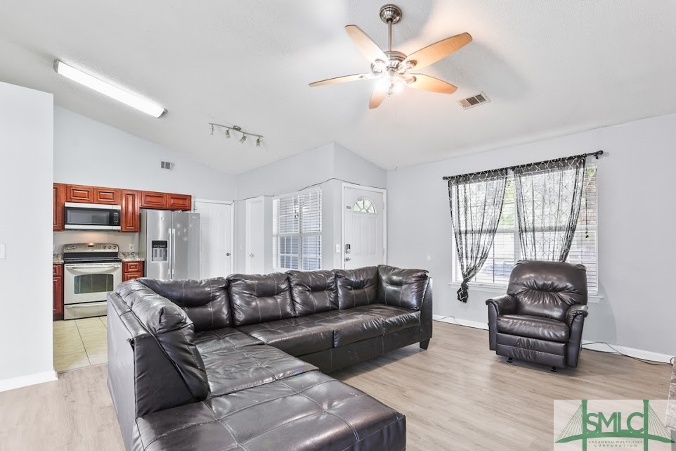 204 Finn Circle