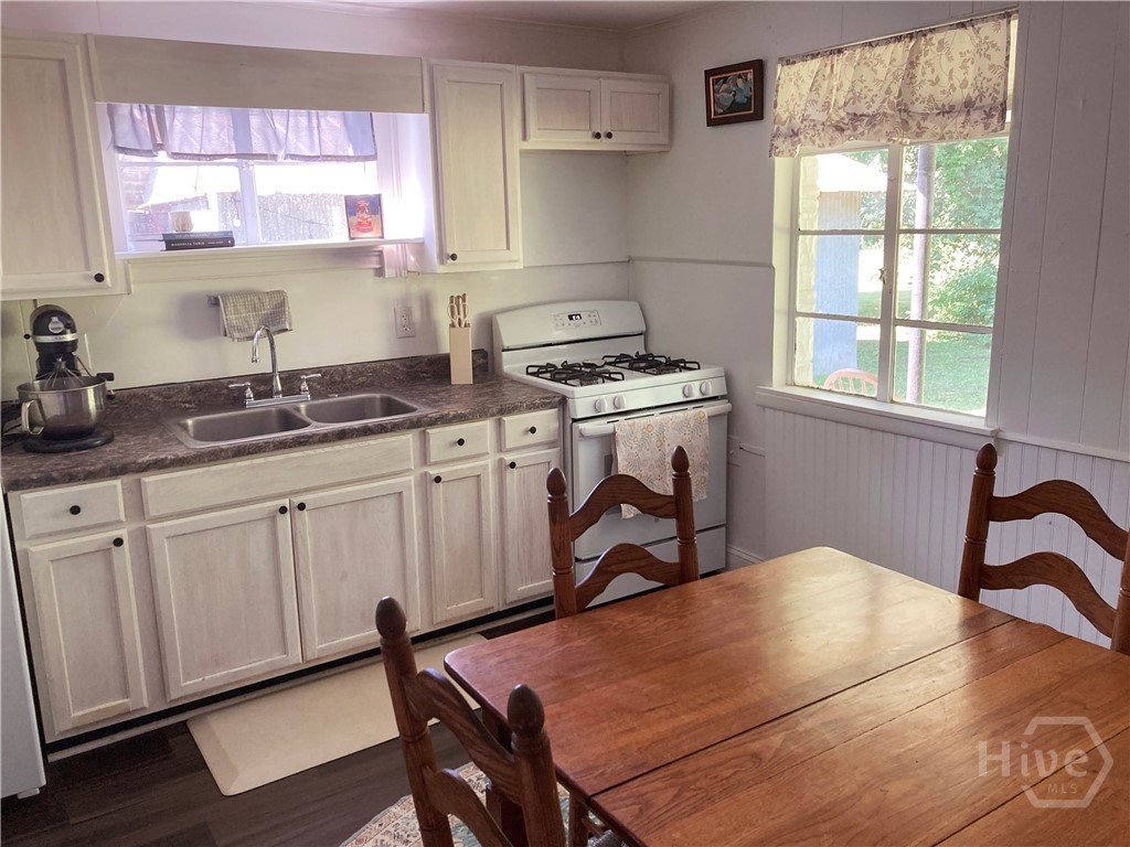 155 Oak Hill Road