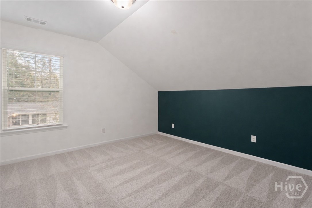 109 E Long Street