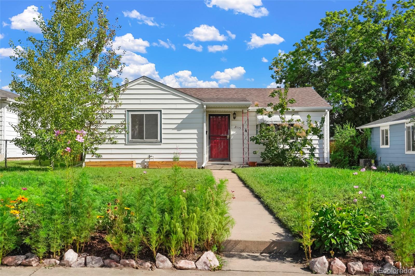 2115 W Elk Place