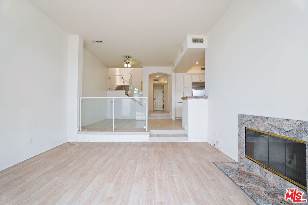 6444 Lunita Rd