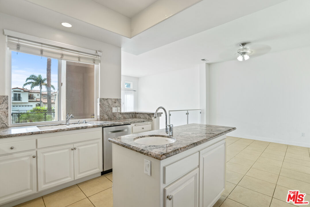 6444 Lunita Rd