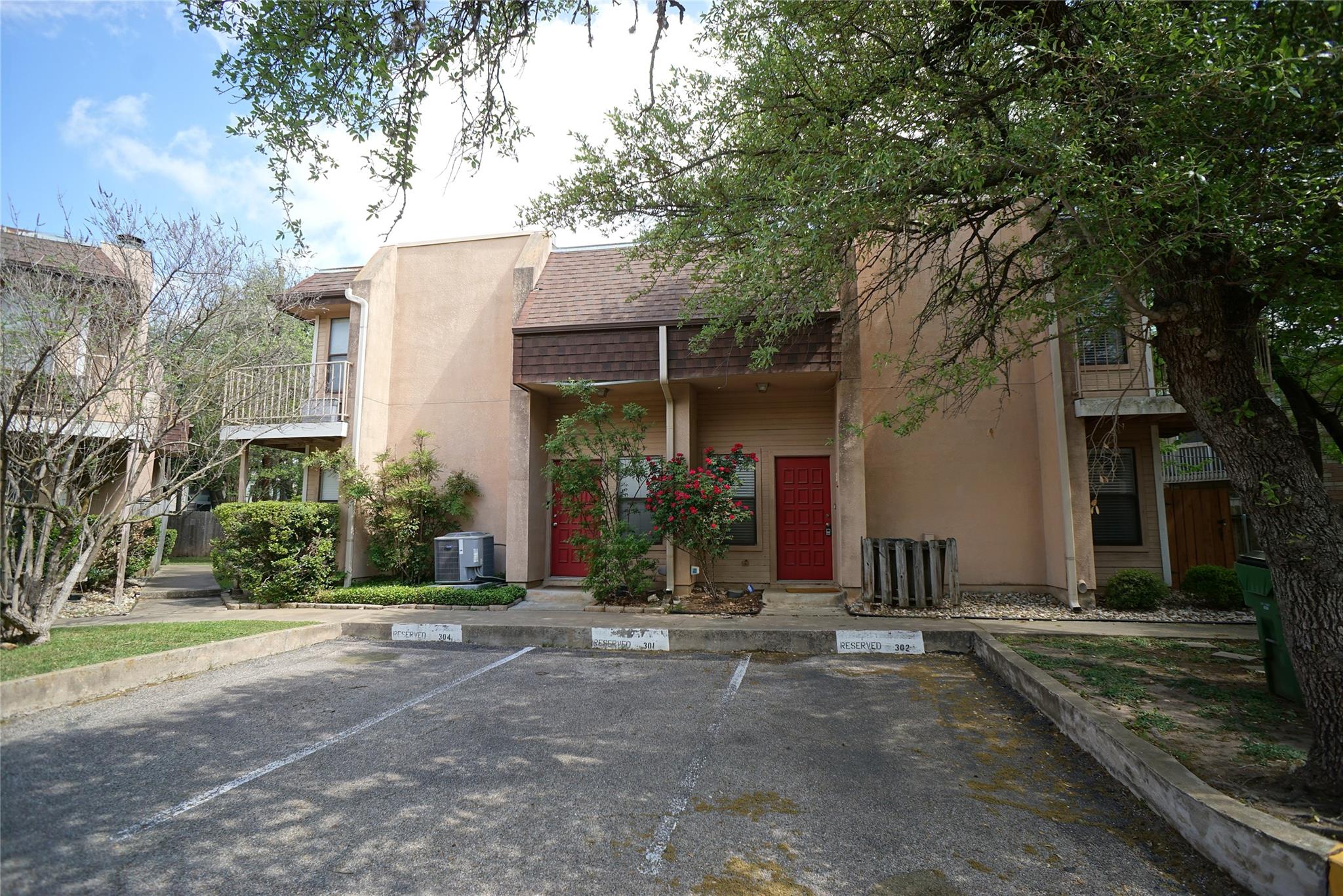 8418 Fathom CIR # 302 Unit: C-302