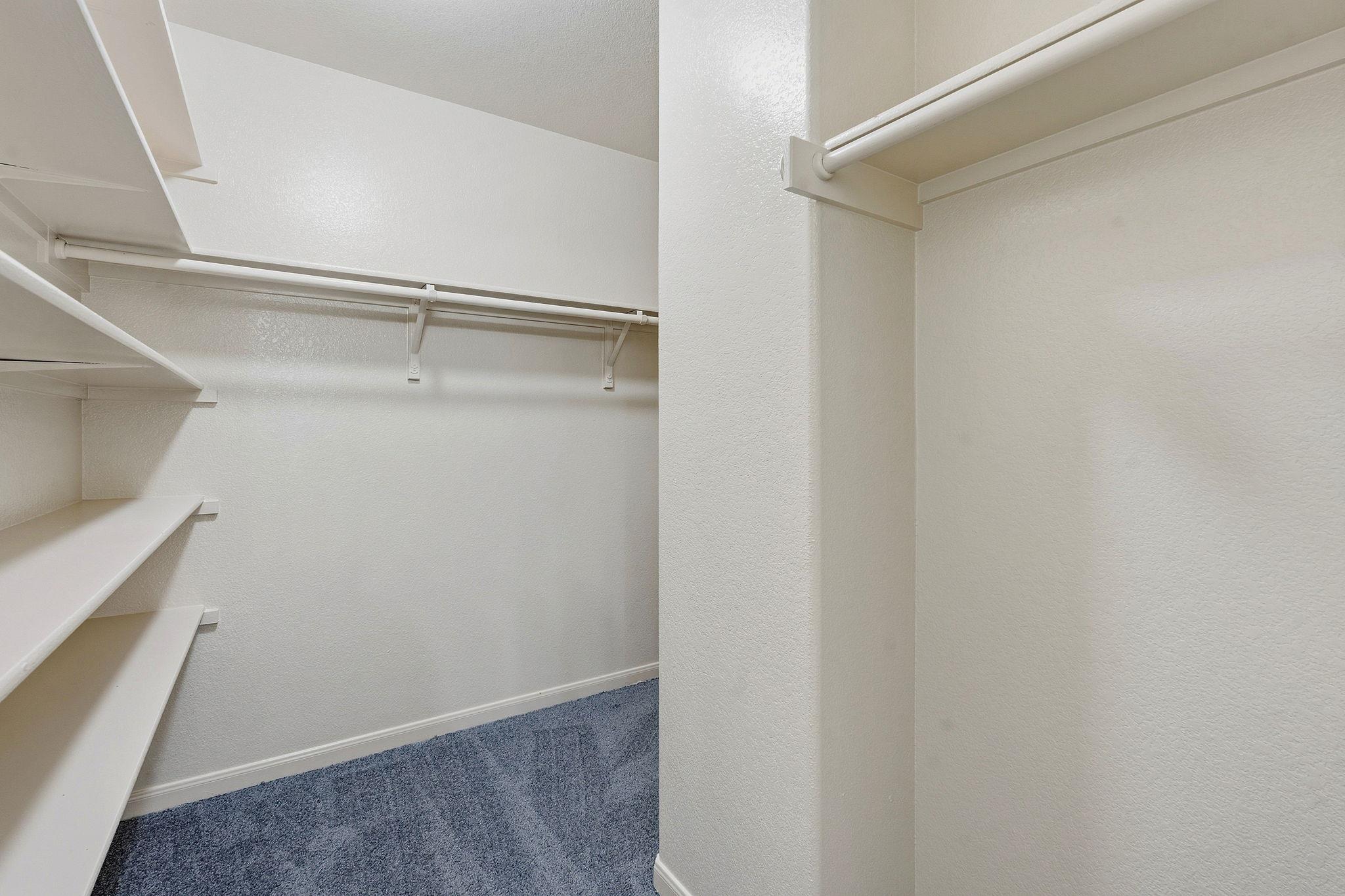 1715 Colorado Bend DR