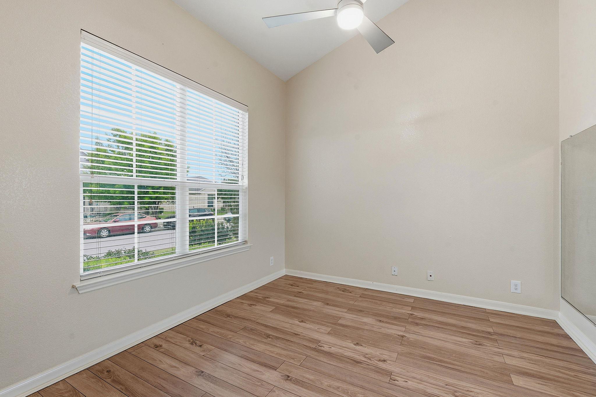 1715 Colorado Bend DR