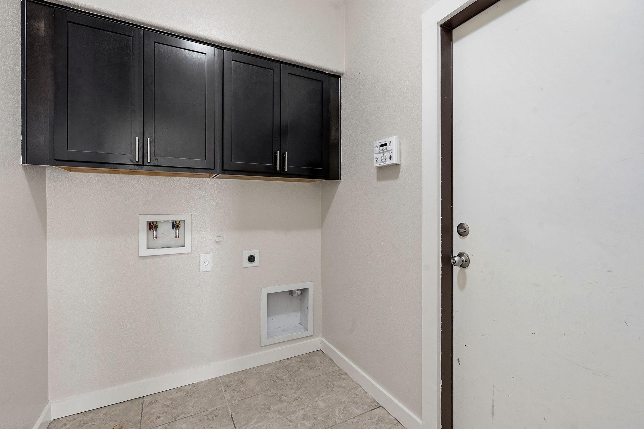 1715 Colorado Bend DR