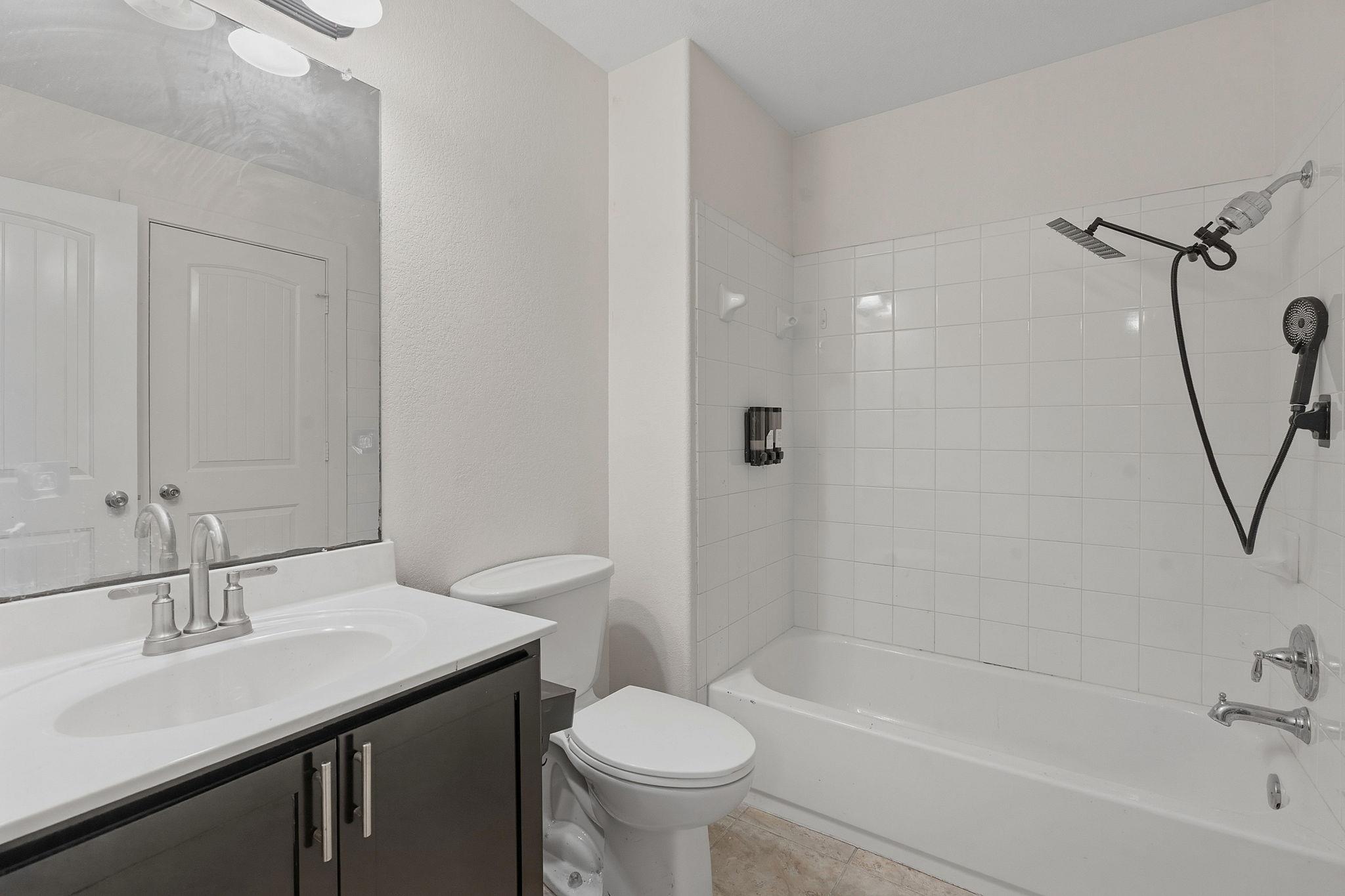 1715 Colorado Bend DR