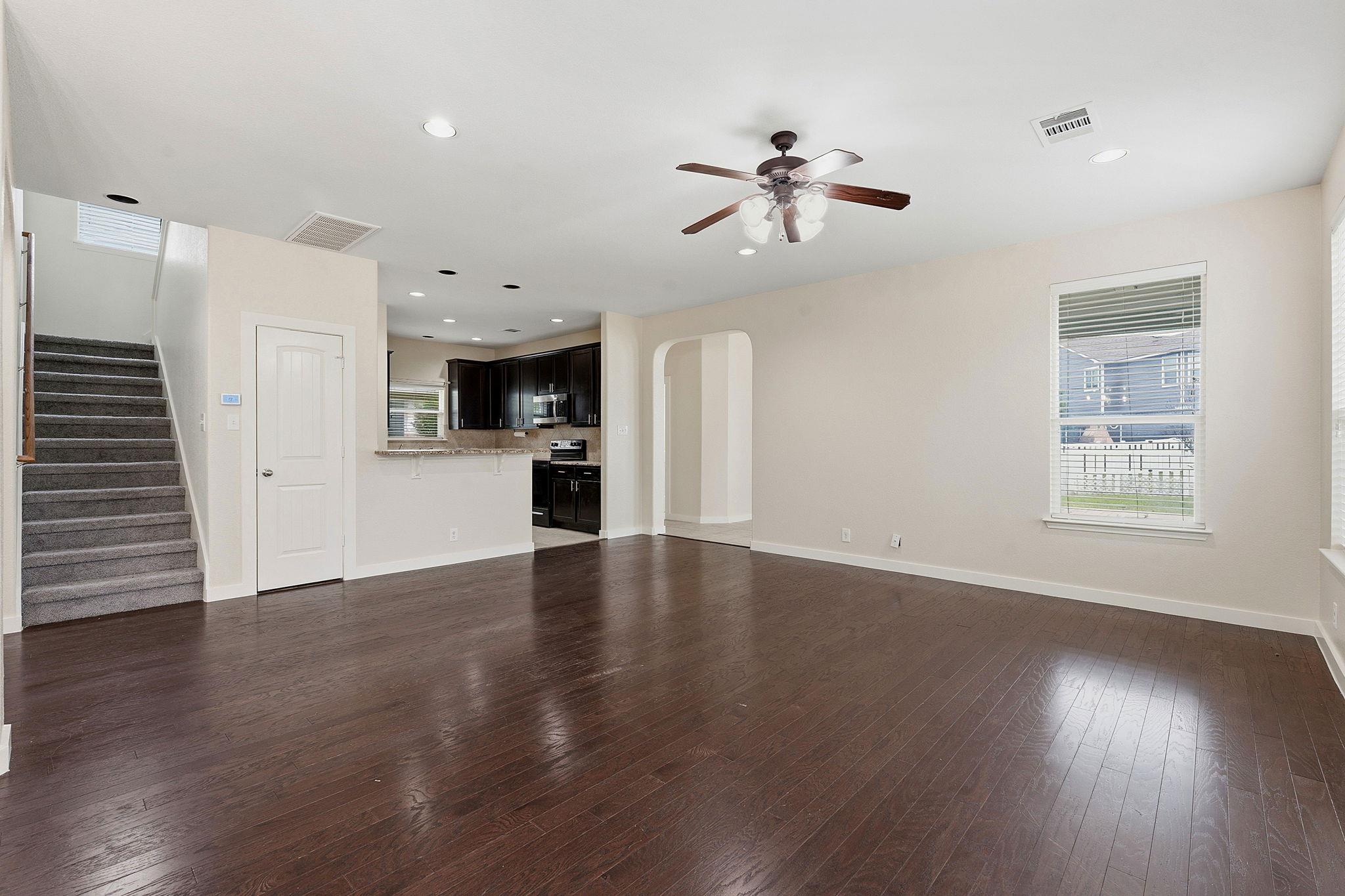 1715 Colorado Bend DR