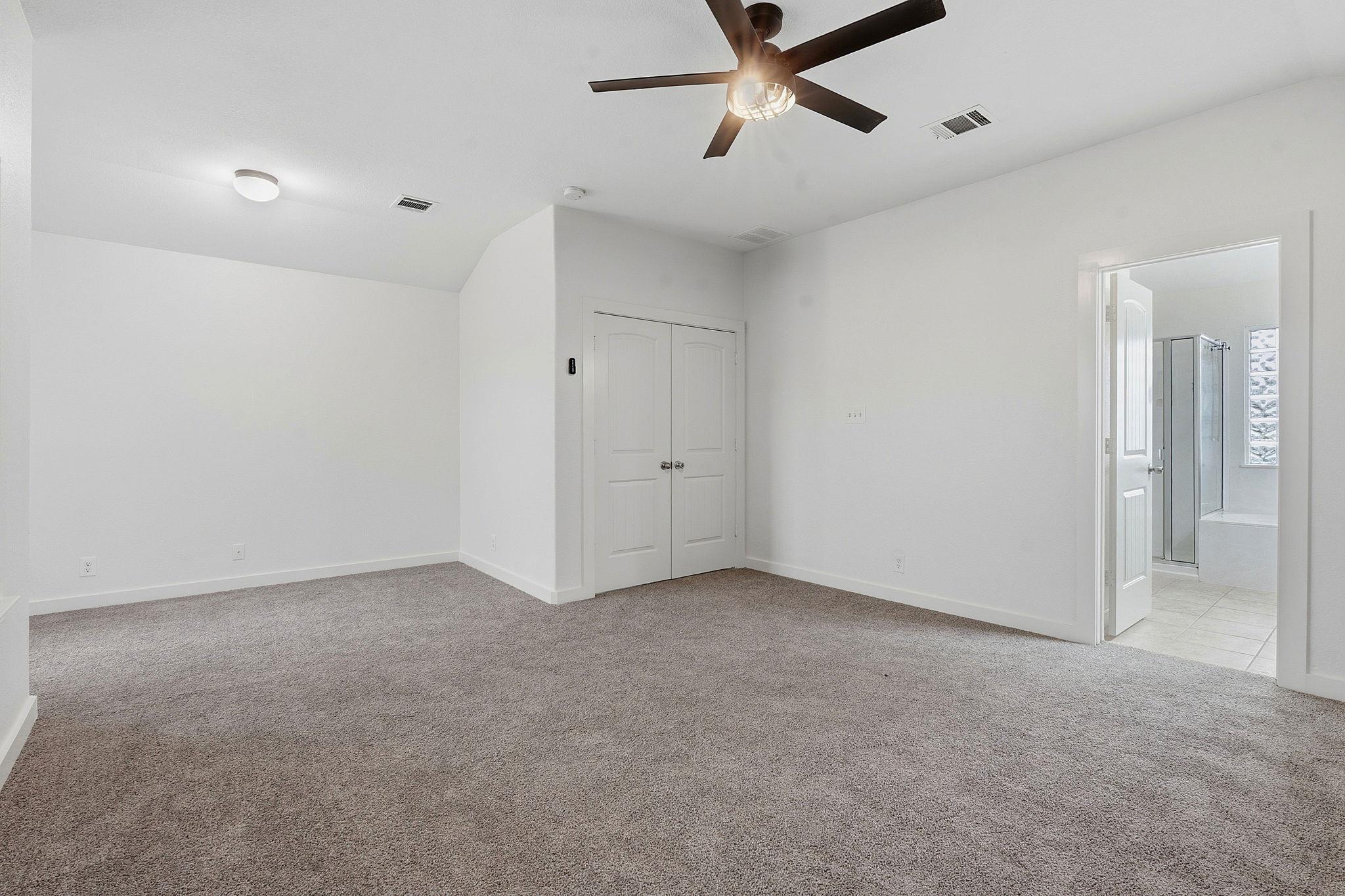 1715 Colorado Bend DR