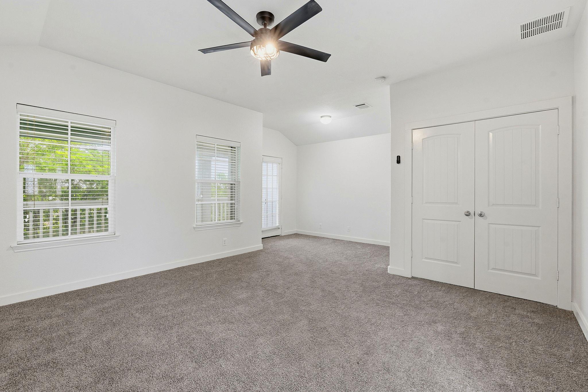 1715 Colorado Bend DR