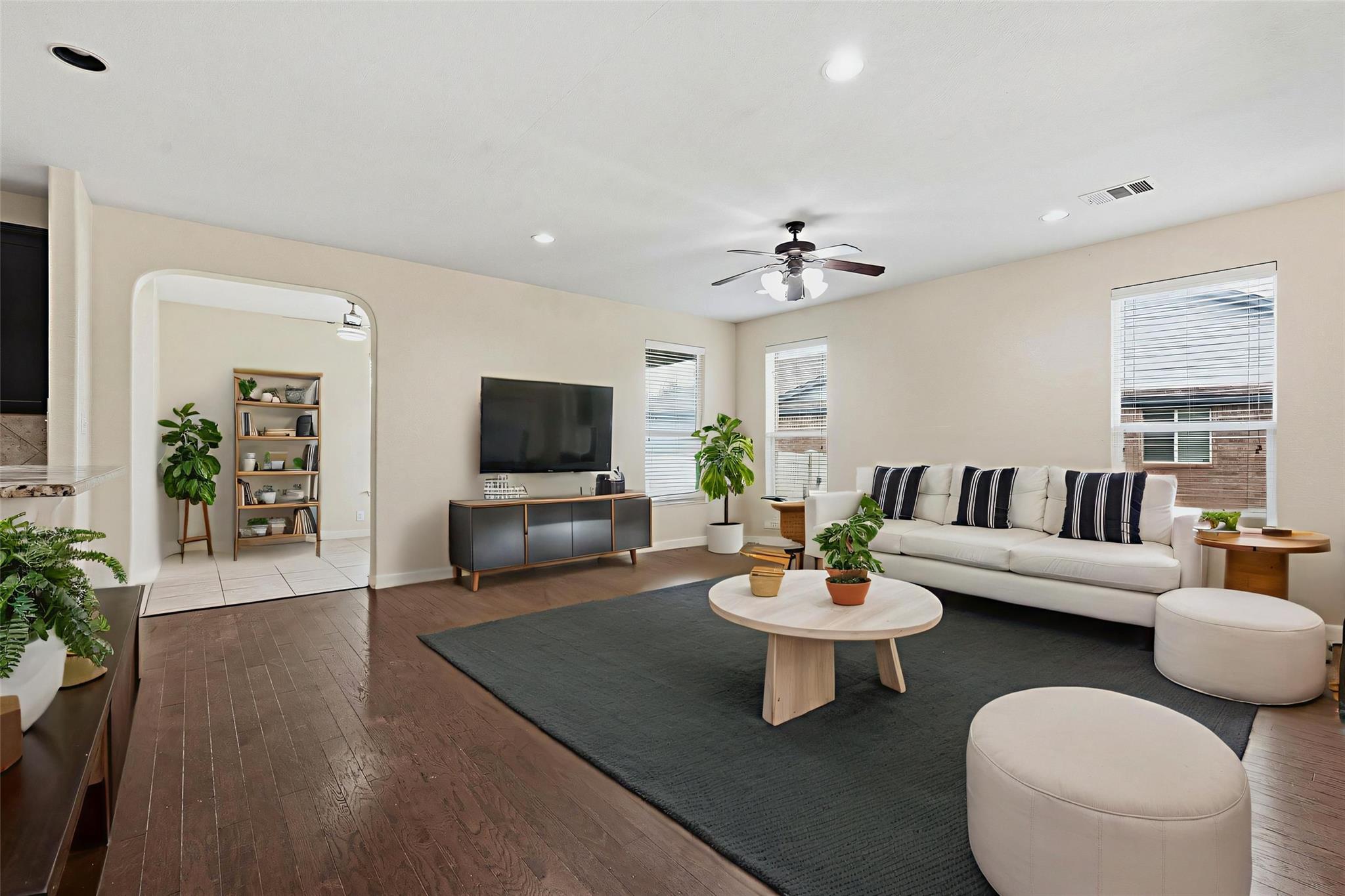 1715 Colorado Bend DR