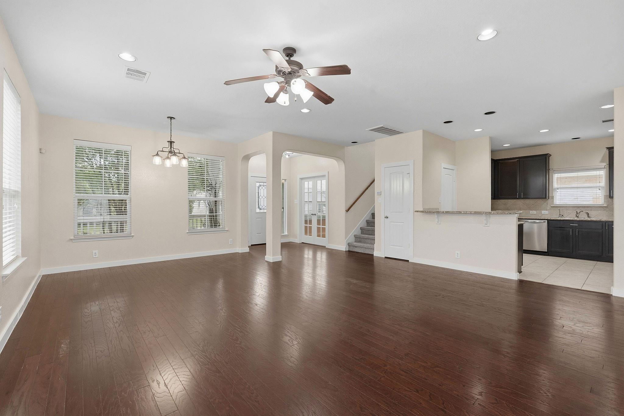 1715 Colorado Bend DR