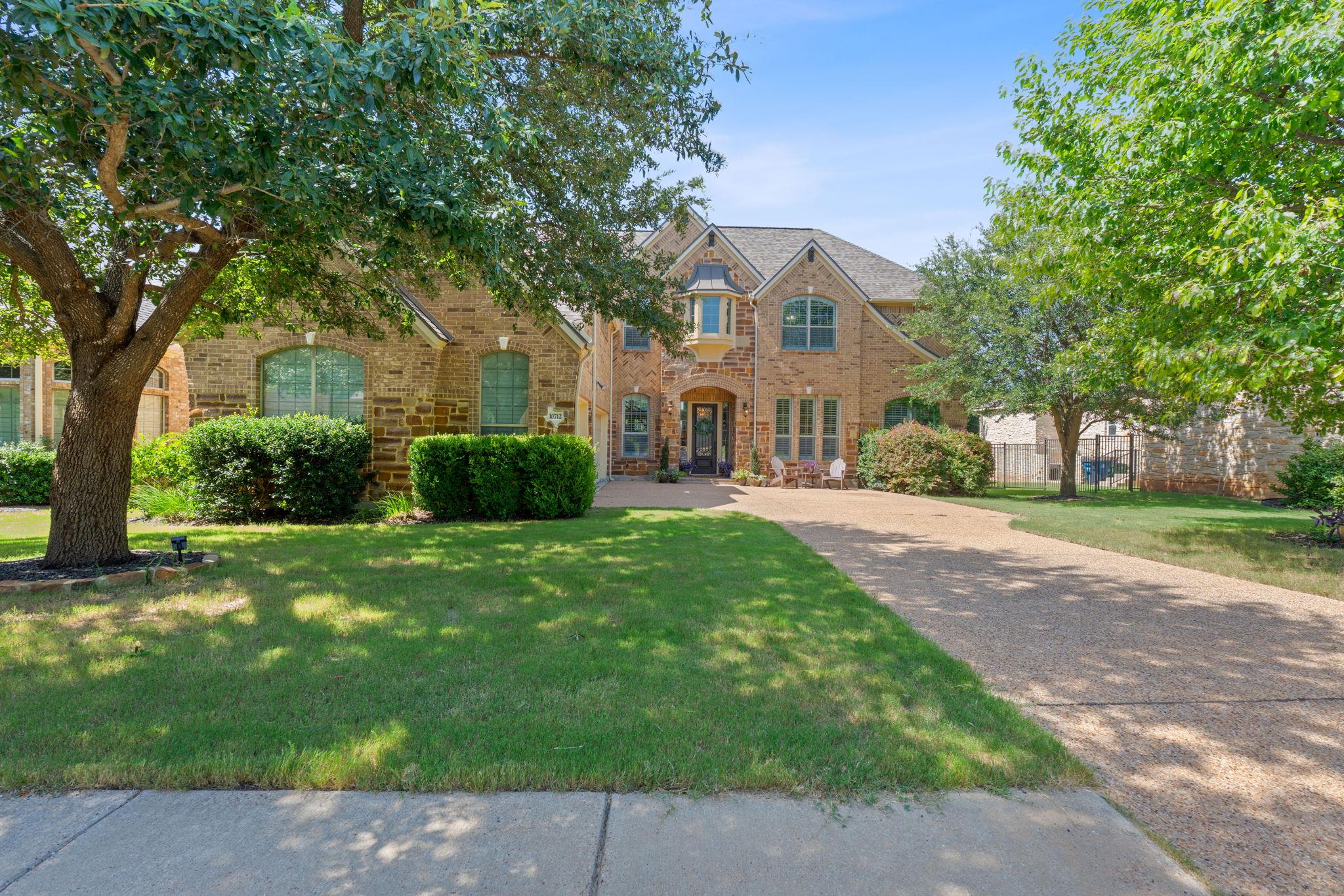 10712 Roy Butler DR