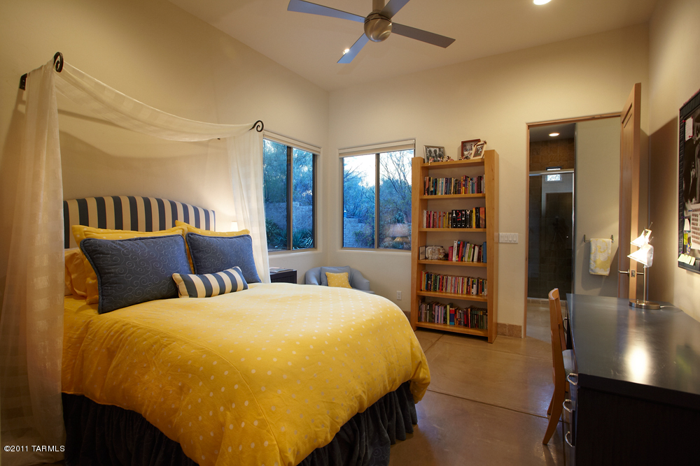 6641 N Paseo Tamayo