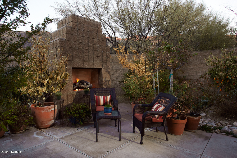 6641 N Paseo Tamayo