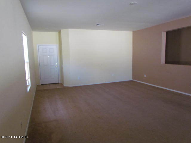 34500 S Spirit Lane
