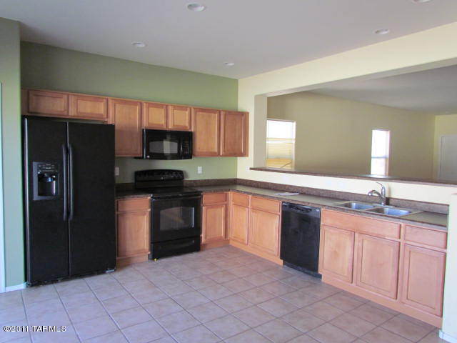 34500 S Spirit Lane