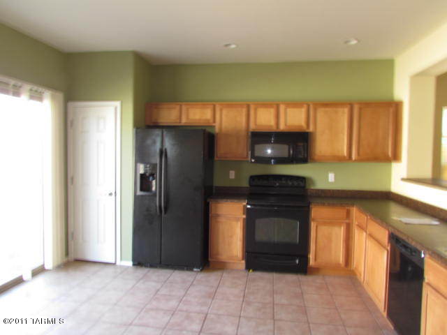 34500 S Spirit Lane