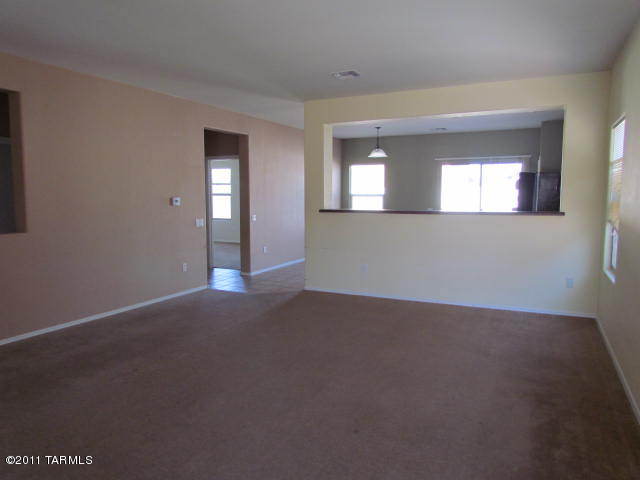 34500 S Spirit Lane