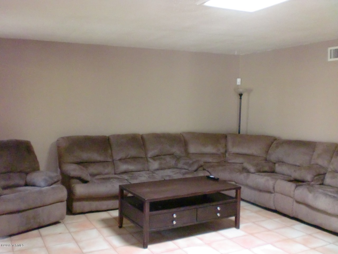 1132 N Avenida Marlene