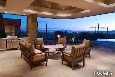2304 E Sentry Ridge Court