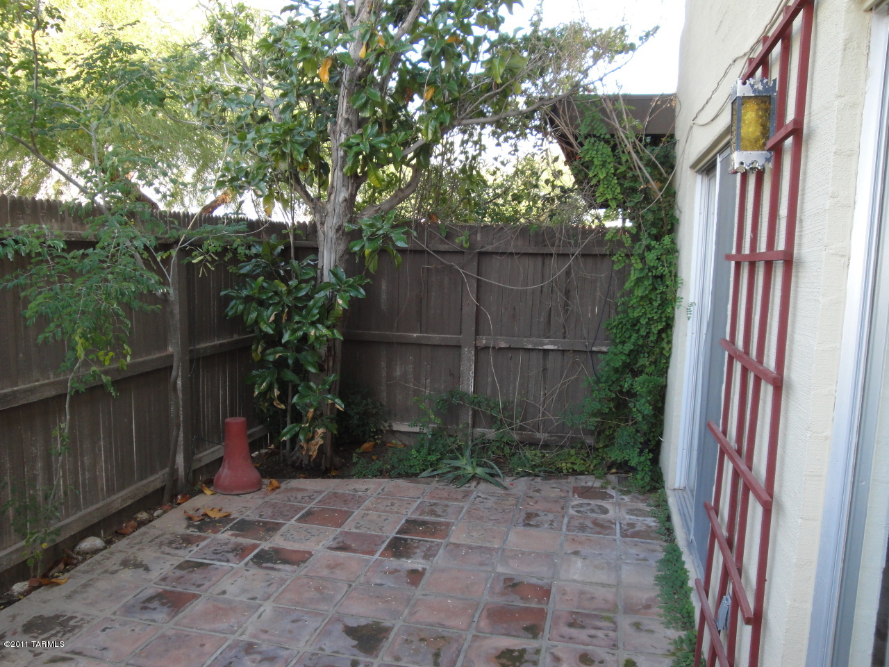2525 E Prince Road Unit: 27