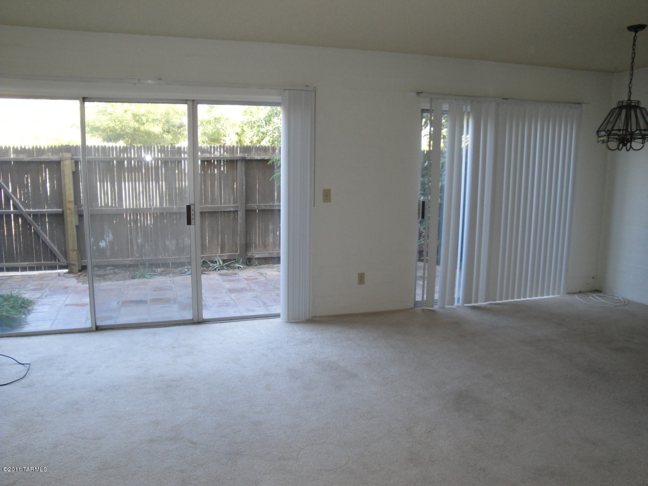 2525 E Prince Road Unit: 27