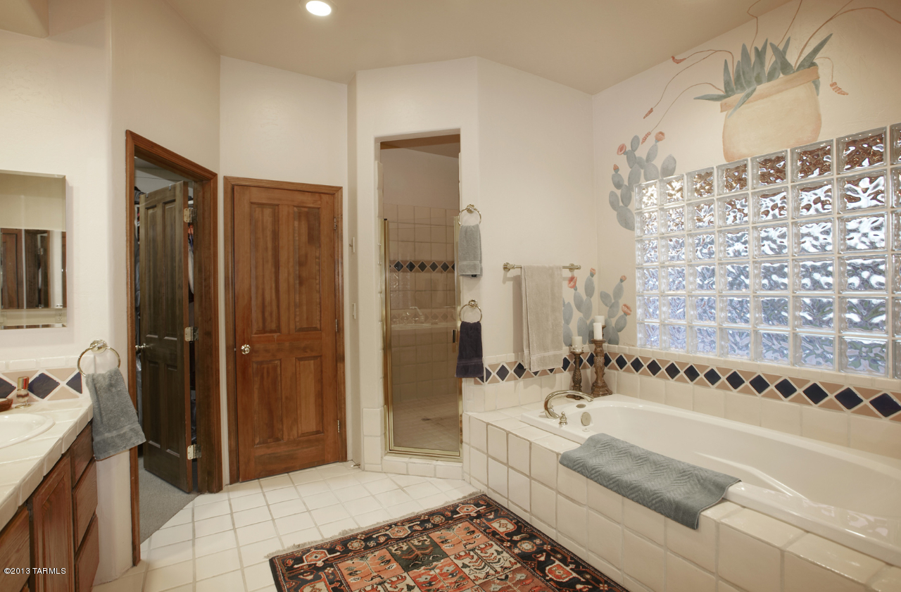 5111 N Fort Buchanan Trail