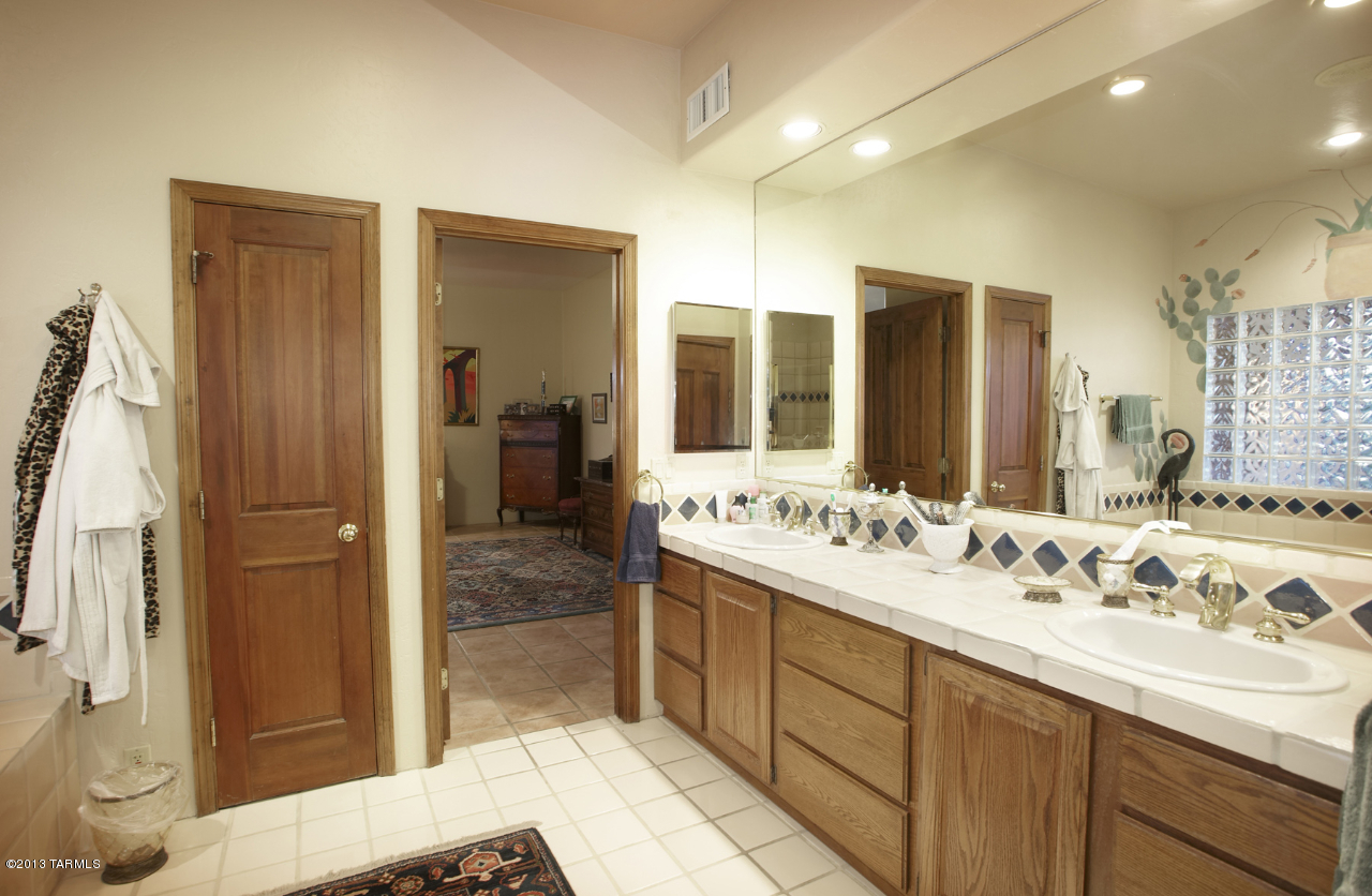 5111 N Fort Buchanan Trail