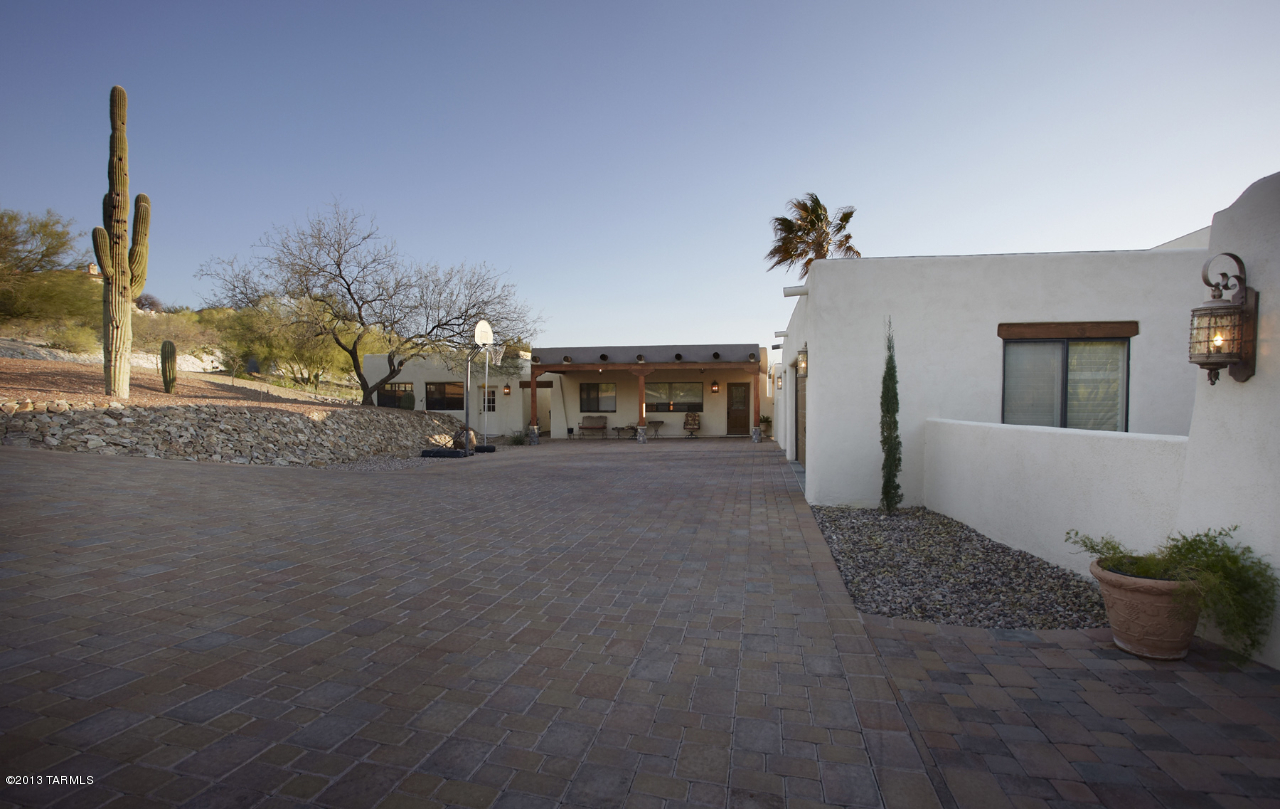 5111 N Fort Buchanan Trail