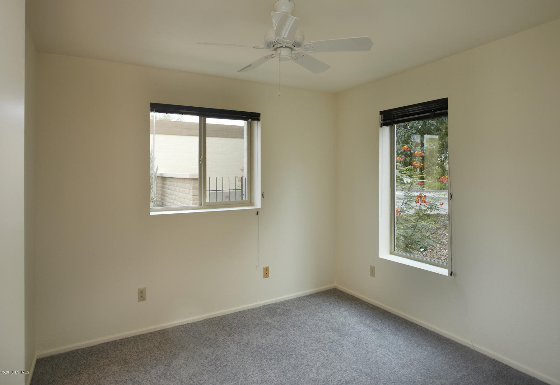 8951 E Seneca Street