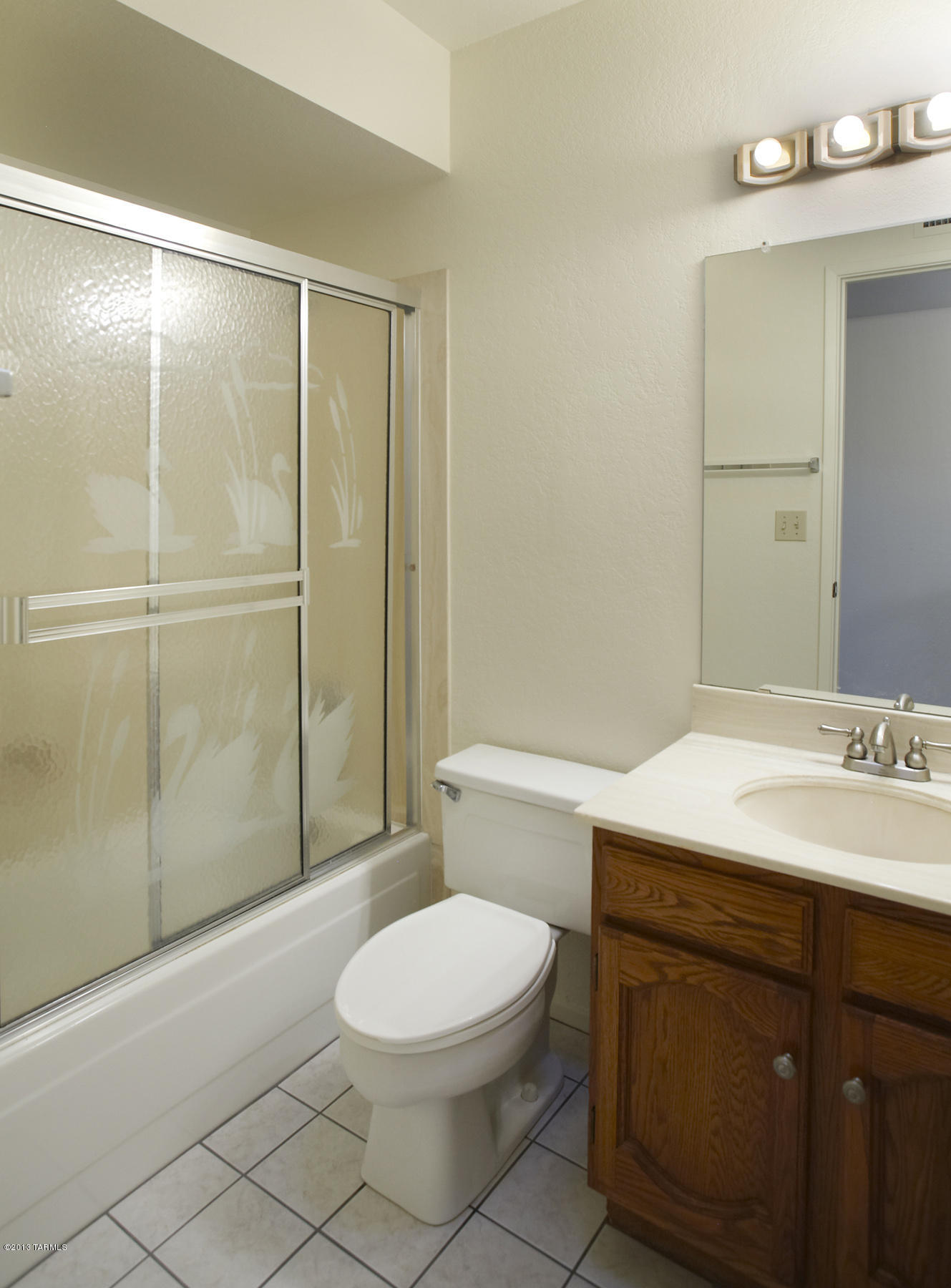 8951 E Seneca Street