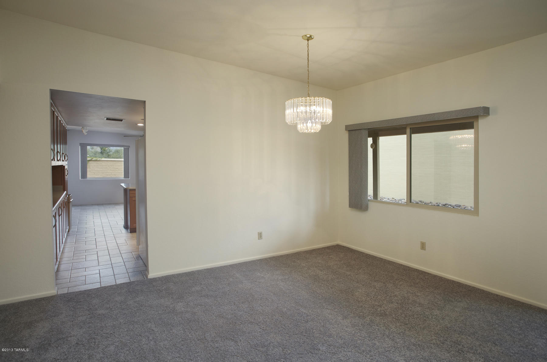 8951 E Seneca Street