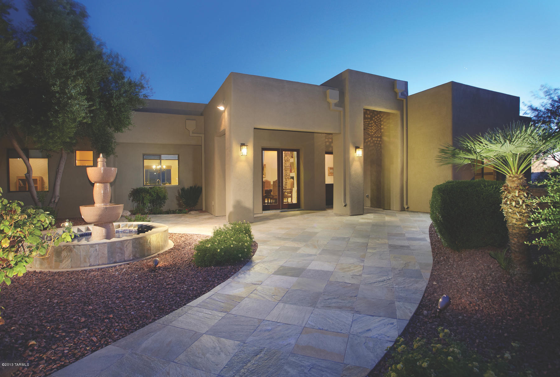 4901 N Avenida De Castilla