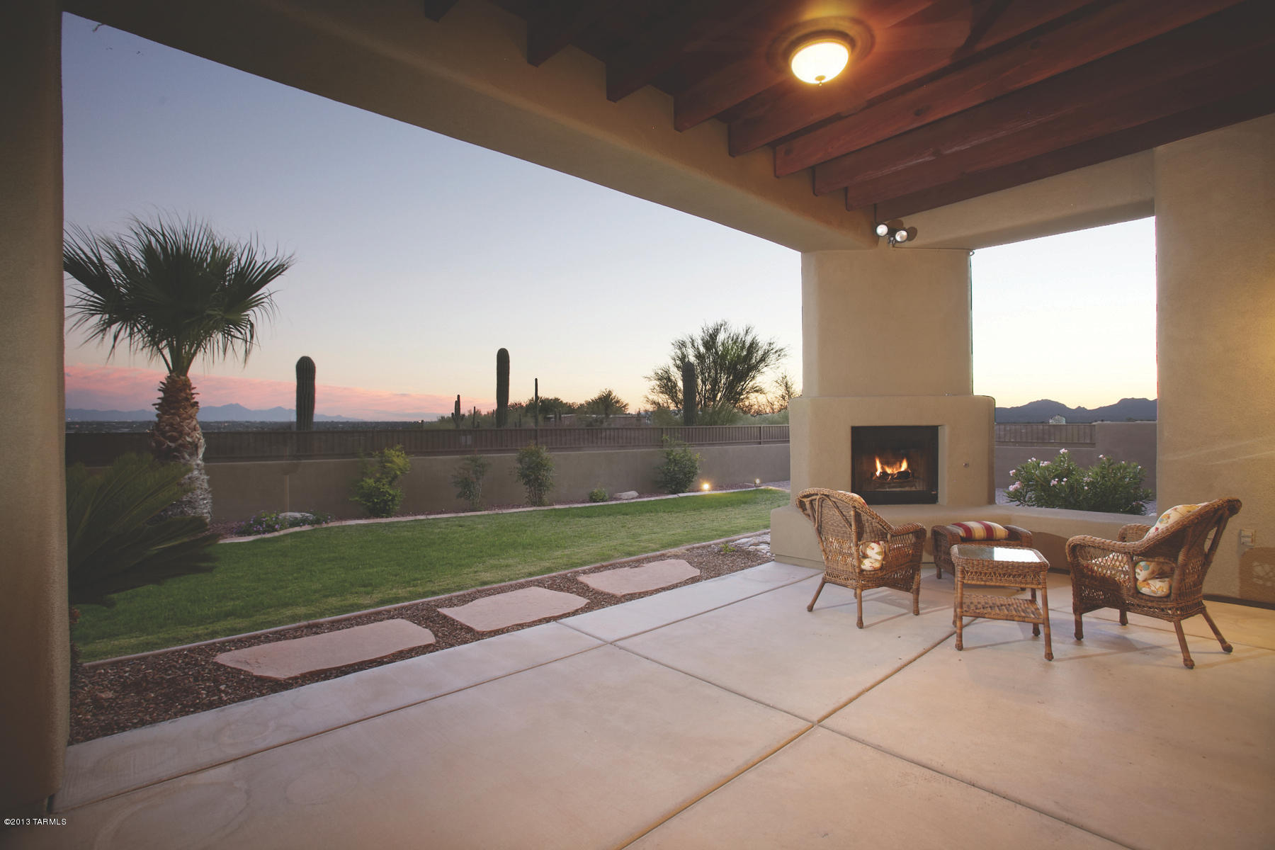 4901 N Avenida De Castilla