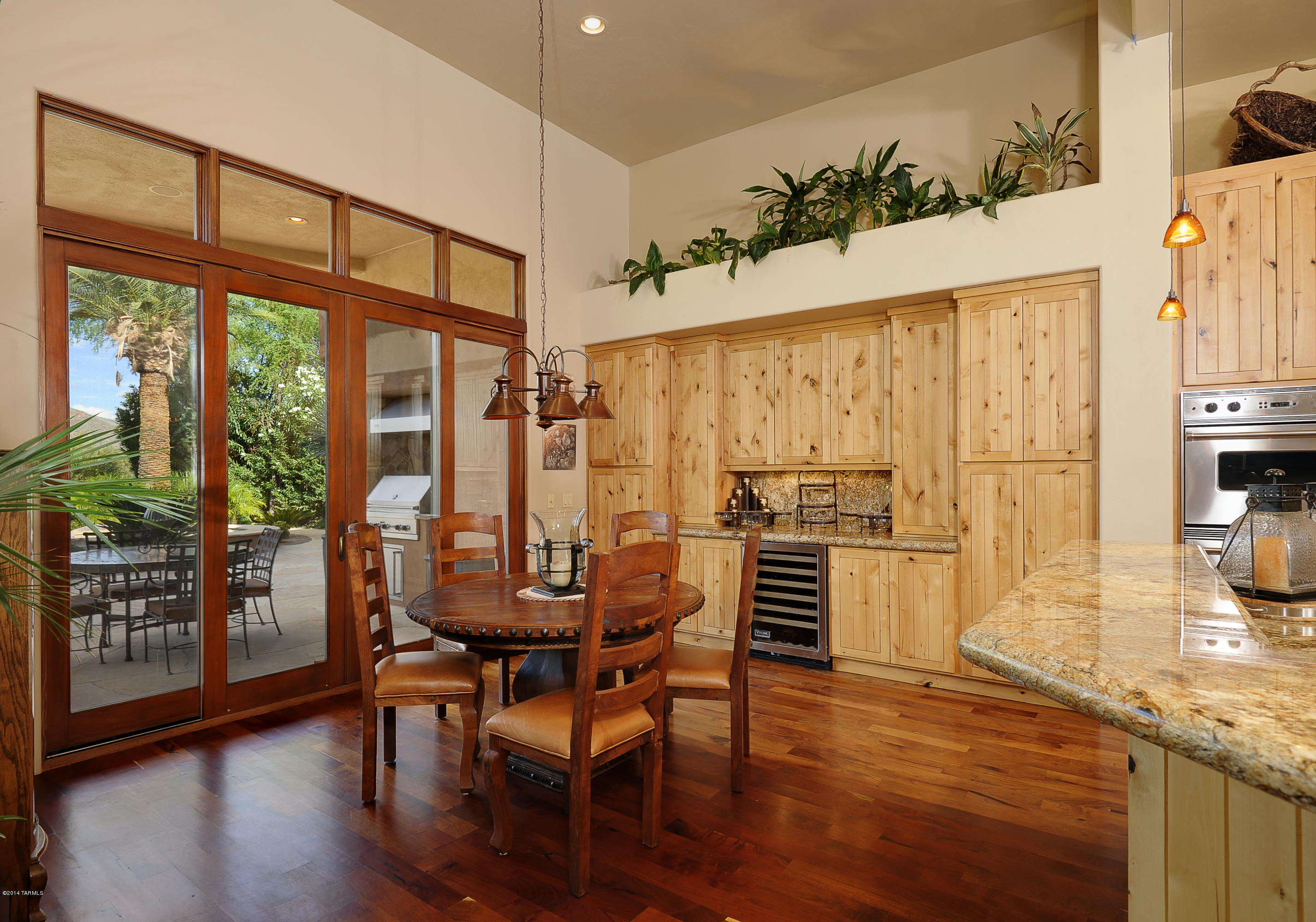 6190 N Hototo Place