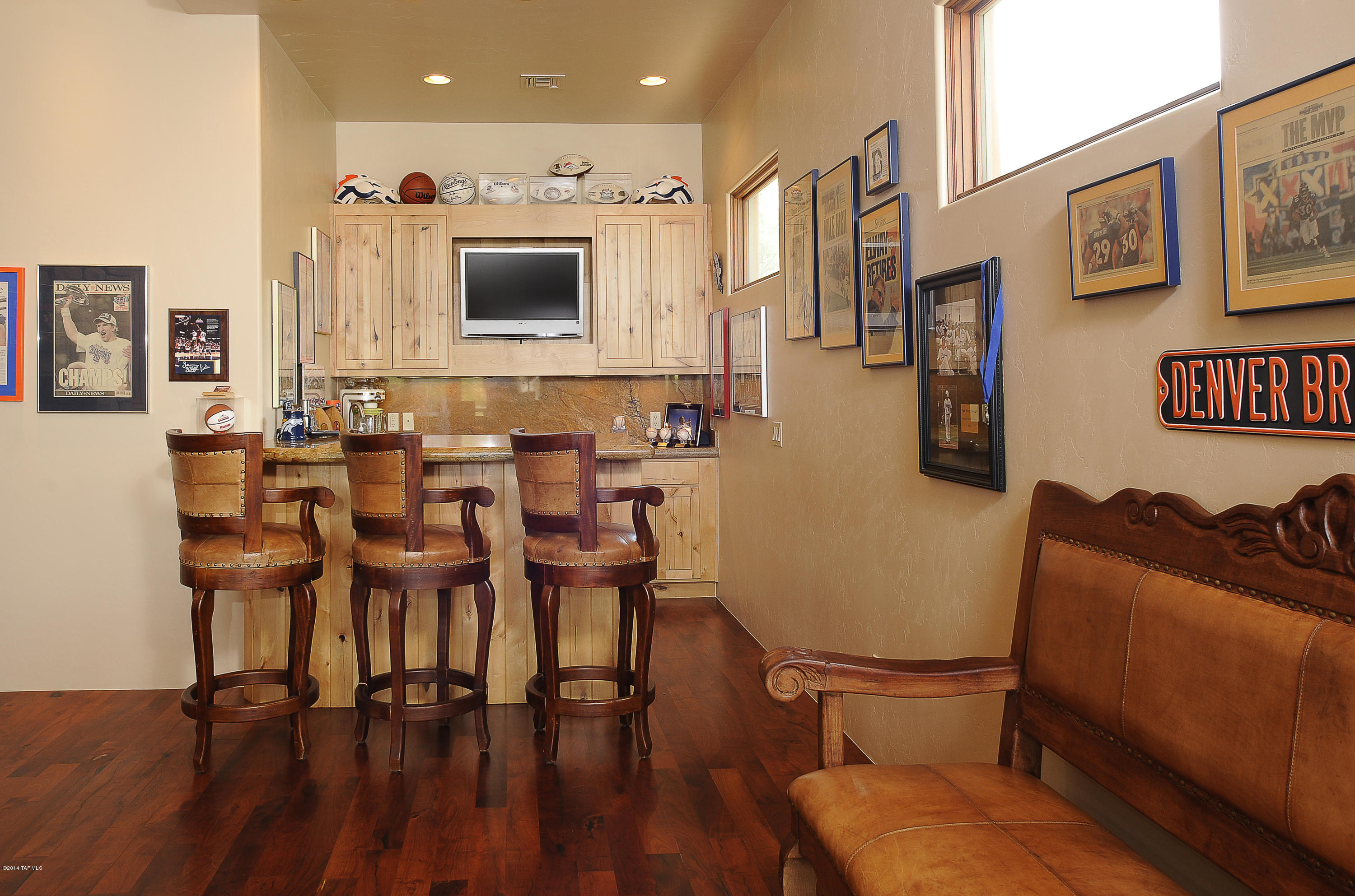 6190 N Hototo Place