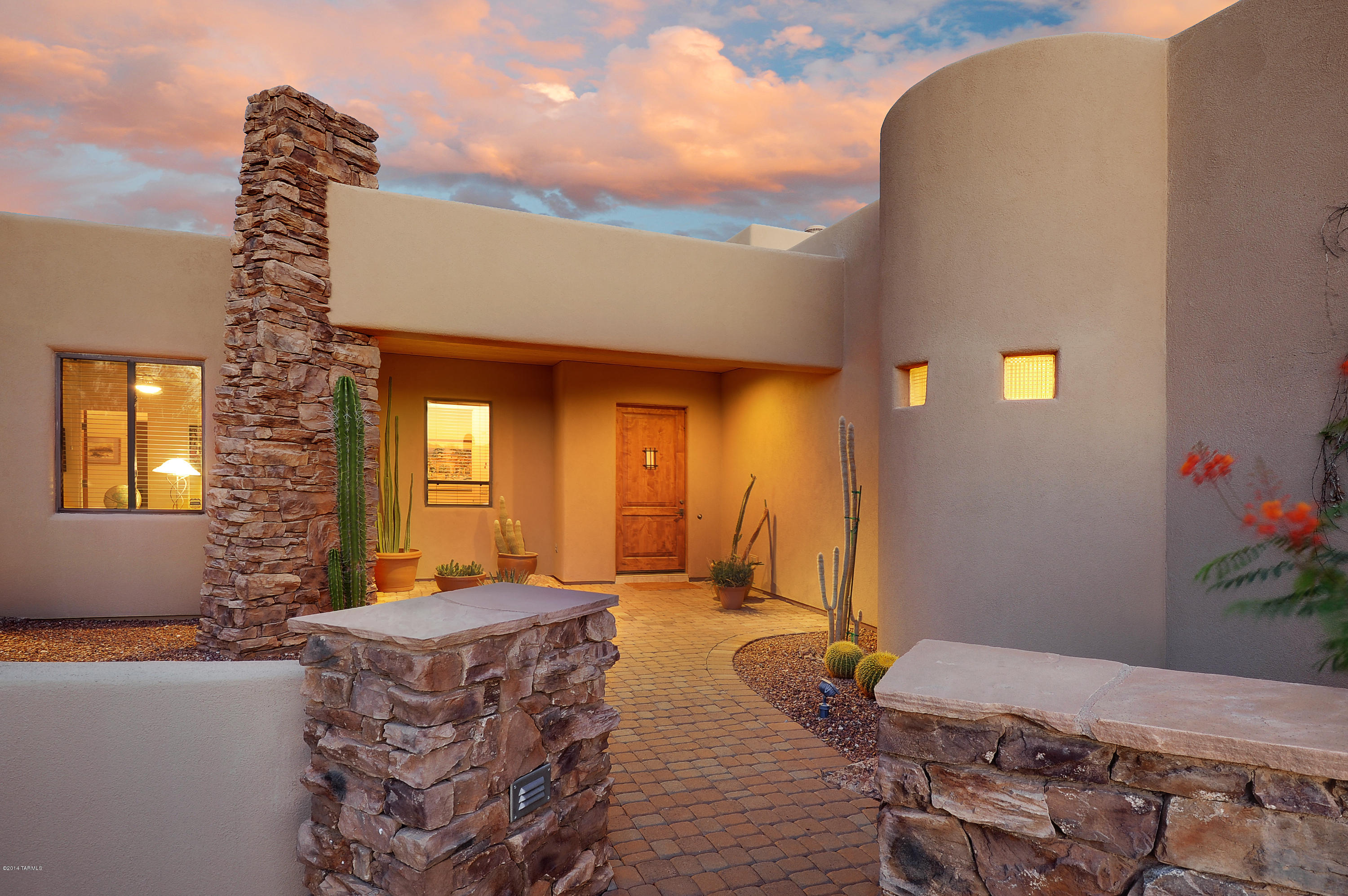 4954 N Camino Antonio