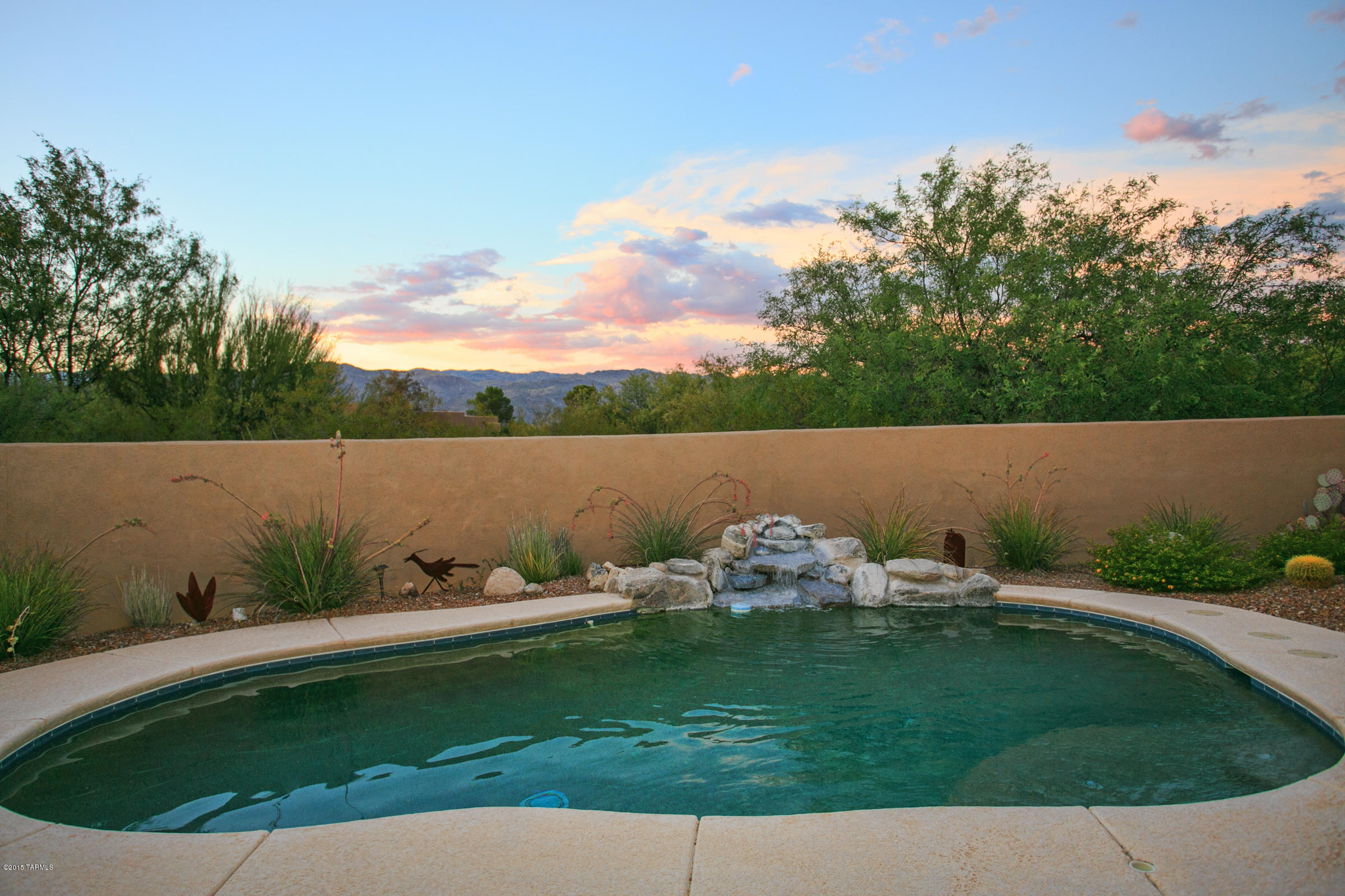 2931 N Quiet Valley Drive