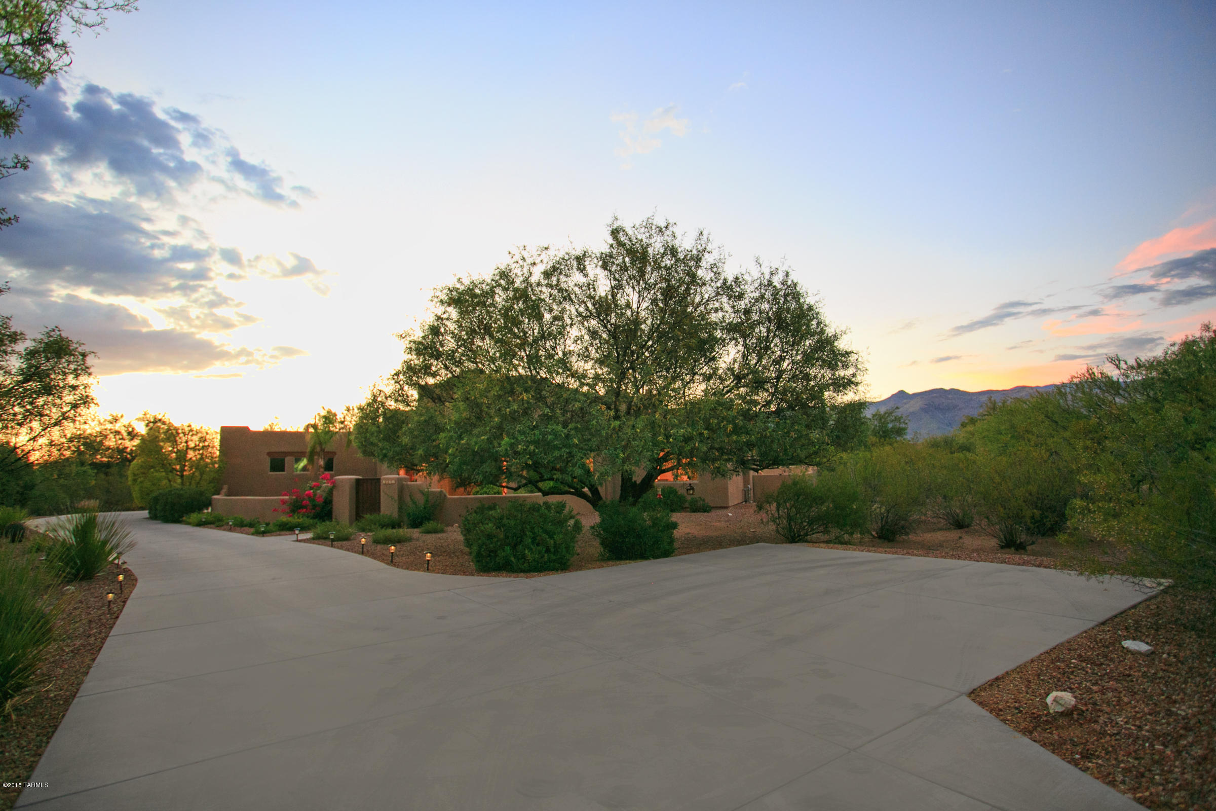 2931 N Quiet Valley Drive